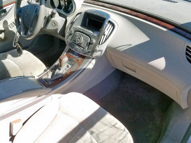 1G4GJ5EG7AF269220 - 2010 BUICK ALLURE/LAC SILVER photo 5