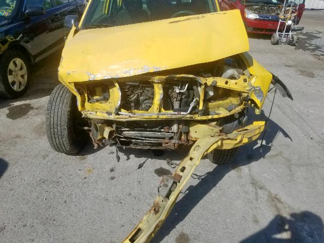 2CNBJ734726945546 - 2002 CHEVROLET TRACKER ZR YELLOW photo 7