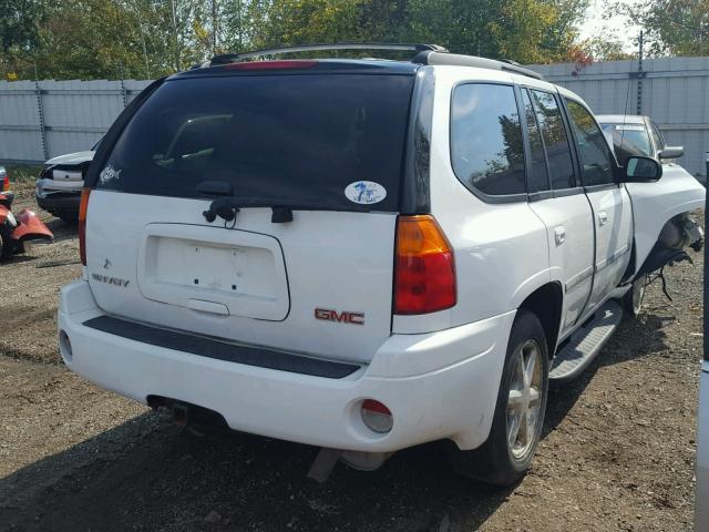 1GKDT13S072164122 - 2007 GMC ENVOY WHITE photo 4