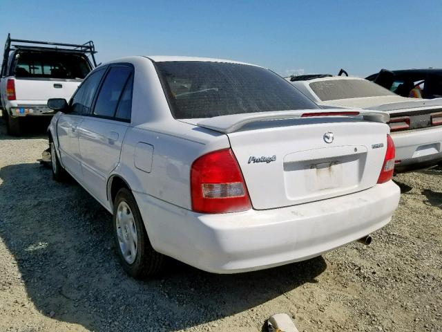 JM1BJ225420535426 - 2002 MAZDA PROTEGE DX WHITE photo 3