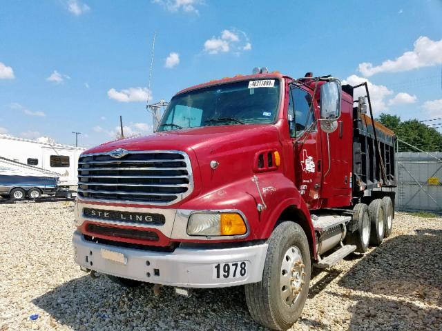 2FWJA3CV56AW29891 - 2006 STERLING TRUCK AT 9500 RED photo 2