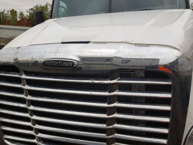 1FUJGLDR5DLBU3715 - 2013 FREIGHTLINER CASCADIA 1 WHITE photo 7