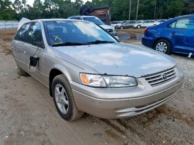 4T1BF22K8WU067153 - 1998 TOYOTA CAMRY CE BEIGE photo 1