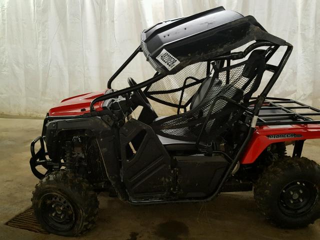 1HFVE0301H4206909 - 2017 HONDA SXS500 M RED photo 9