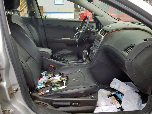 1G1ZE5E05CF285335 - 2012 CHEVROLET MALIBU LTZ ვერცხლისფერი ფოტო 5