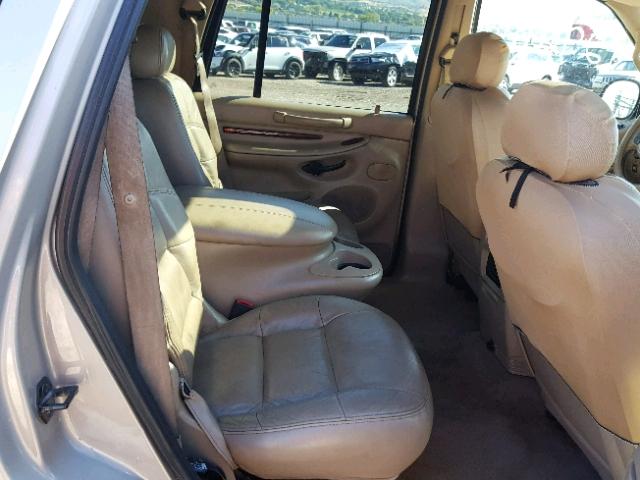 5LMEU27A0YLJ42551 - 2000 LINCOLN NAVIGATOR TAN photo 6