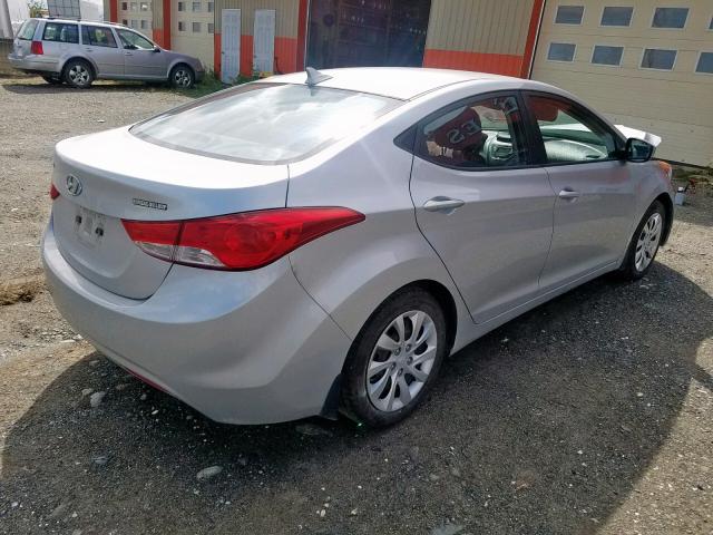 5NPDH4AE8DH207143 - 2013 HYUNDAI ELANTRA GL SILVER photo 4