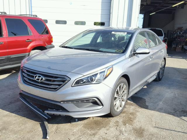 5NPE34AF7FH242903 - 2015 HYUNDAI SONATA SPO GRAY photo 2