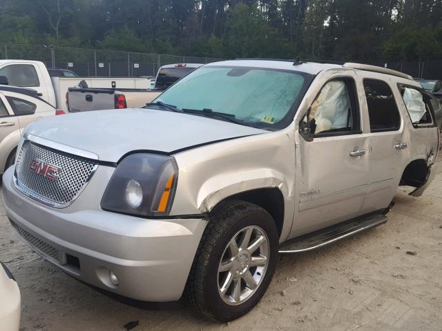 1GKS2EEF3BR294154 - 2011 GMC YUKON DENA SILVER photo 2