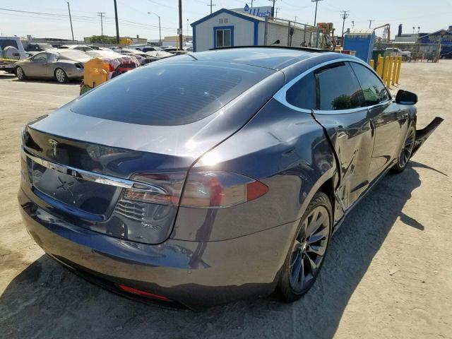 5YJSA1E27JF260629 - 2018 TESLA MODEL S GRAY photo 4