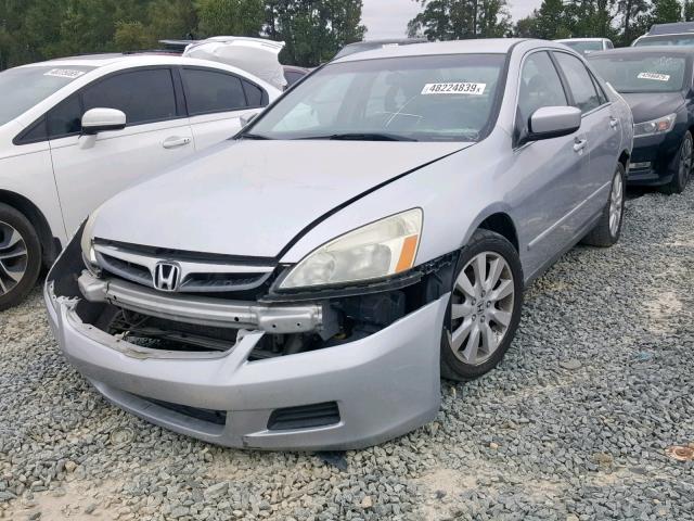 1HGCM66477A055923 - 2007 HONDA ACCORD SE SILVER photo 2