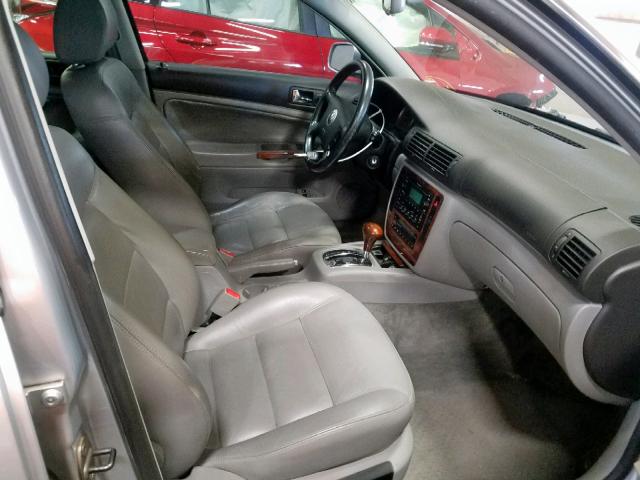 WVWTH63B63P207056 - 2003 VOLKSWAGEN PASSAT GLX 银色 照片 5