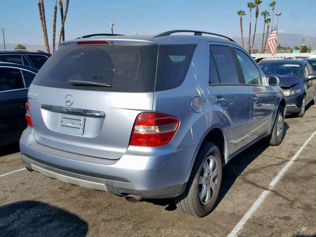 4JGBB86E16A076670 - 2006 MERCEDES-BENZ ML 350 BLUE photo 4