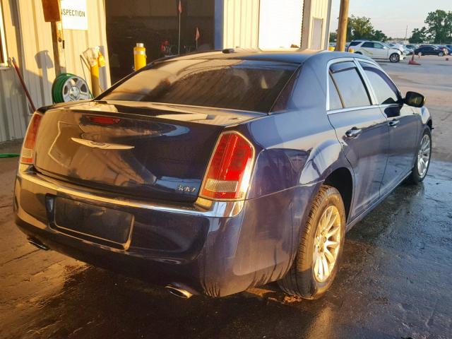 2C3CCAAG9DH561616 - 2013 CHRYSLER 300 BLUE photo 4