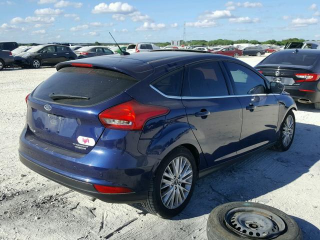 1FADP3N28GL302966 - 2016 FORD FOCUS TITA BLUE photo 4