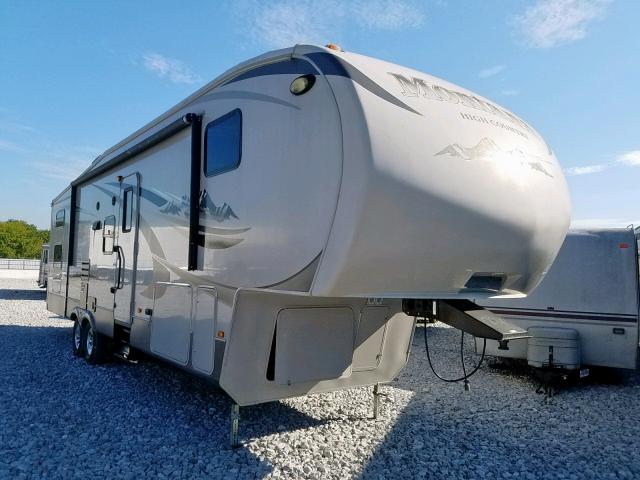 4YDF33328AA740064 - 2010 KEYSTONE MONTANA WHITE photo 1