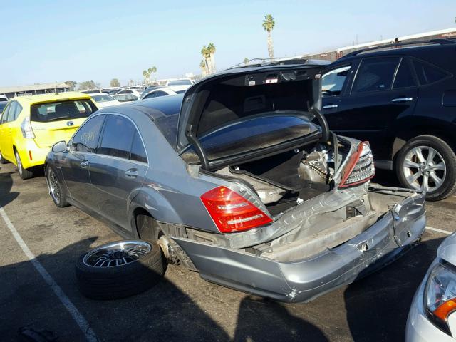 WDDNG71X87A072189 - 2007 MERCEDES-BENZ S 550 GRAY photo 3