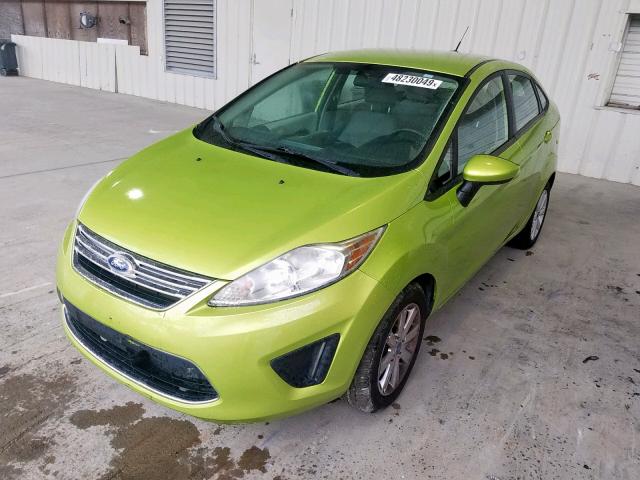 3FADP4BJXBM132327 - 2011 FORD FIESTA SE GREEN photo 2