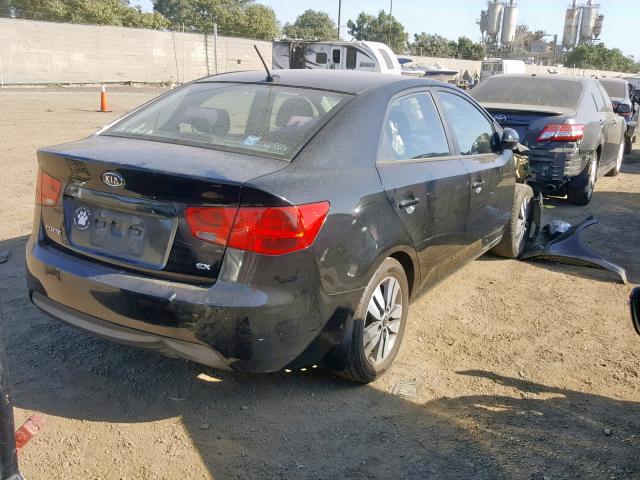 KNAFU4A29D5686681 - 2013 KIA FORTE EX BLACK photo 4