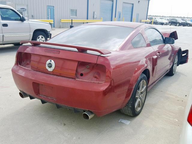 1ZVHT82H395102837 - 2009 FORD MUSTANG GT RED photo 4