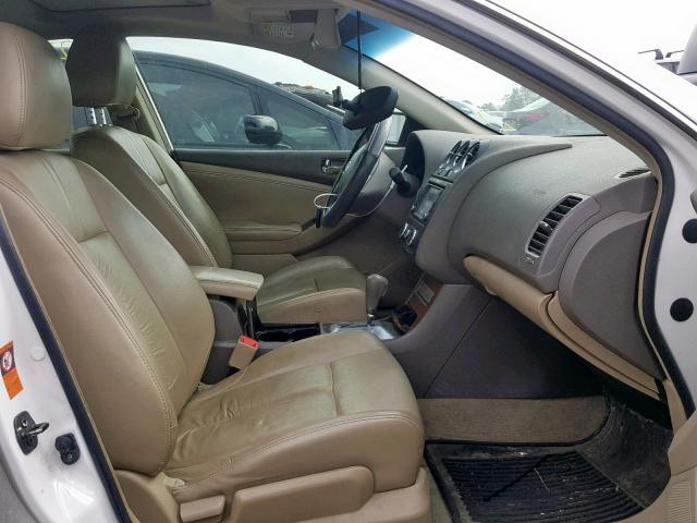 1N4BL21E07C229167 - 2007 NISSAN ALTIMA 3.5 WHITE photo 5