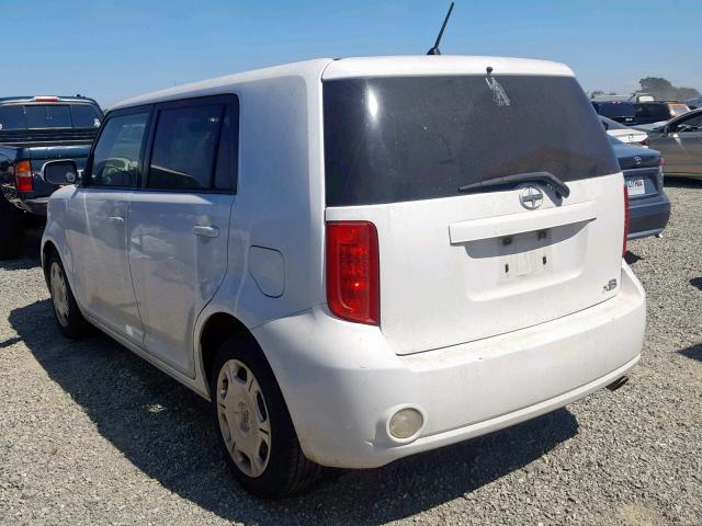 JTLKE50E381019316 - 2008 TOYOTA SCION WHITE photo 3