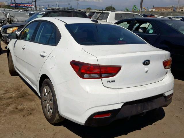 3KPA24AB4JE125615 - 2018 KIA RIO LX WHITE photo 3