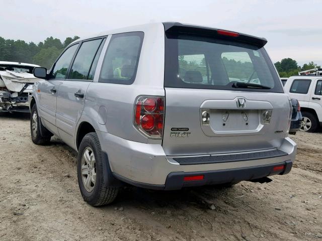 2HKYF18117H512741 - 2007 HONDA PILOT LX SILVER photo 3