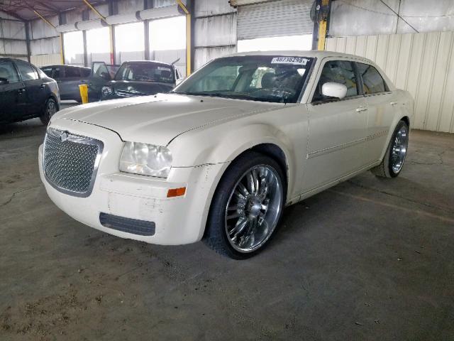 2C3LA43R57H646656 - 2007 CHRYSLER 300 CREAM photo 2