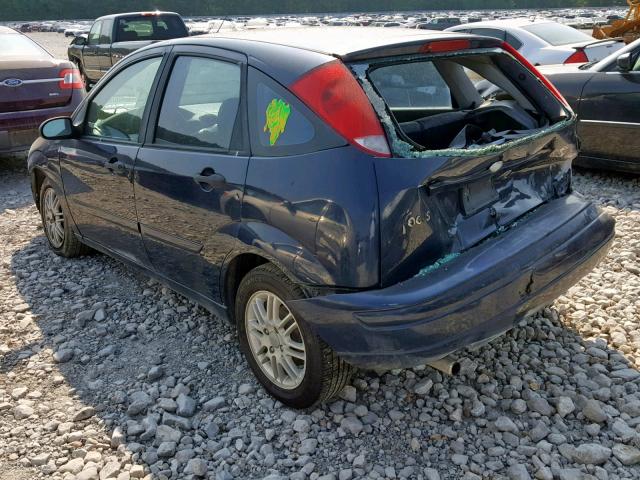 3FAFP37393R111986 - 2003 FORD FOCUS ZX5 BLUE photo 3