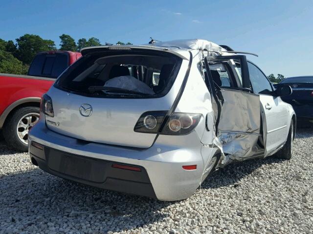 JM1BK343281147905 - 2008 MAZDA 3 HATCHBAC SILVER photo 4