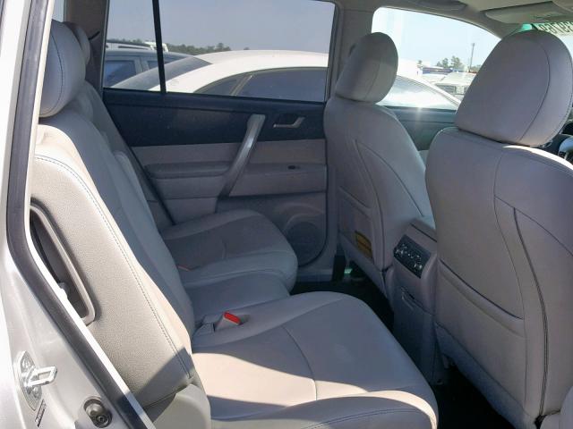 5TDZK3EH0CS054286 - 2012 TOYOTA HIGHLANDER SILVER photo 6