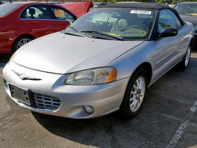 1C3EL55RX2N297483 - 2002 CHRYSLER SEBRING LX SILVER photo 2