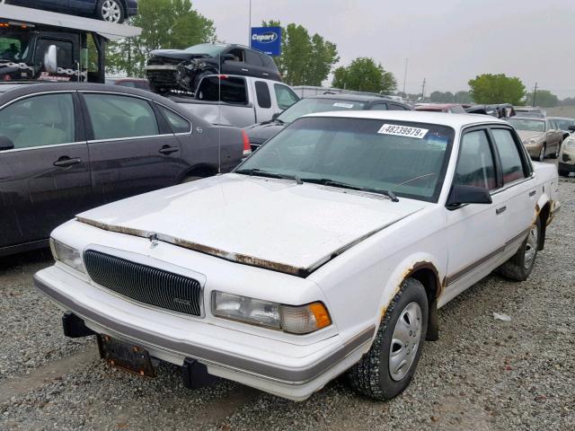 1G4AG55M1T6451251 - 1996 BUICK CENTURY SP WHITE photo 2