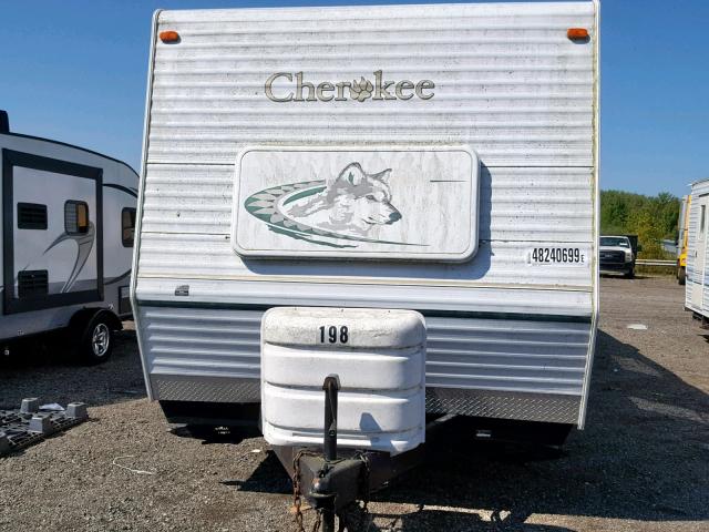 4X4TCKF232K08C415 - 2002 WILDWOOD CHEROKEE WHITE photo 2