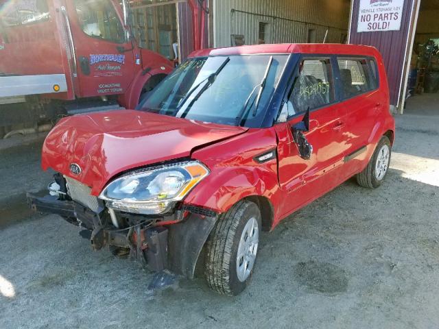 KNDJT2A59D7529977 - 2013 KIA SOUL RED photo 2