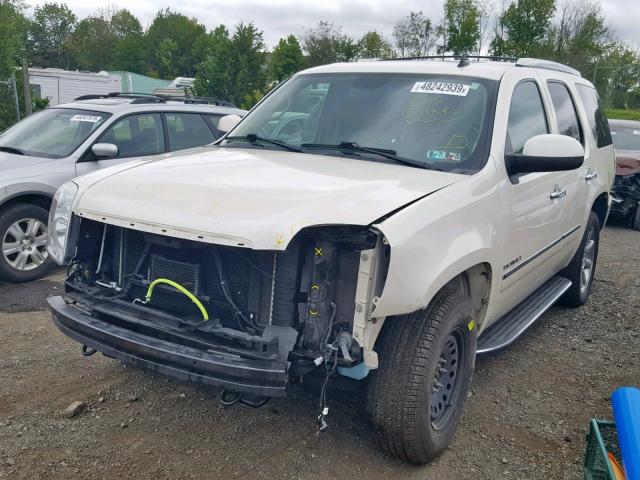 1GKS2EEF0CR171381 - 2012 GMC YUKON DENA WHITE photo 2