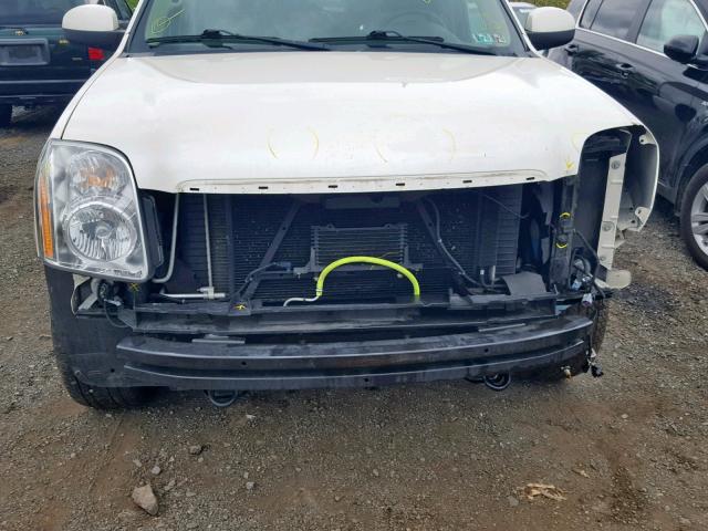 1GKS2EEF0CR171381 - 2012 GMC YUKON DENA WHITE photo 9