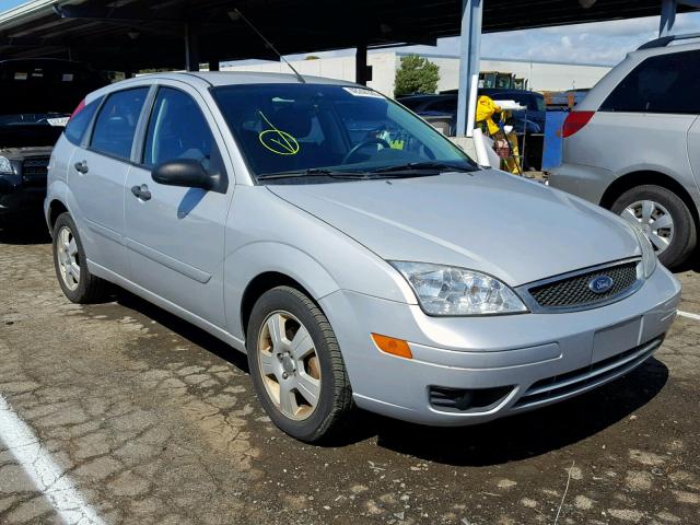 1FAHP37N87W248608 - 2007 FORD FOCUS ZX5 SILVER photo 1