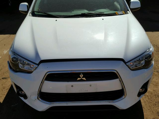 4A4AR3AU4DE014823 - 2013 MITSUBISHI OUTLANDER WHITE photo 7