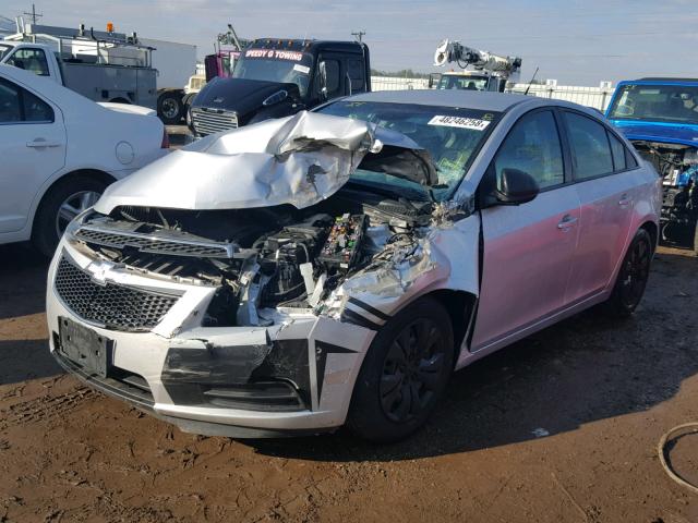 1G1PA5SH3E7328600 - 2014 CHEVROLET CRUZE LS SILVER photo 2