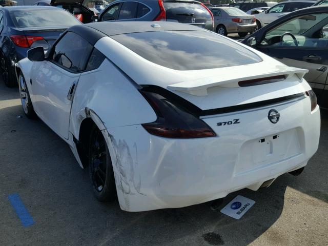 JN1AZ44E19M402982 - 2009 NISSAN 370Z WHITE photo 3