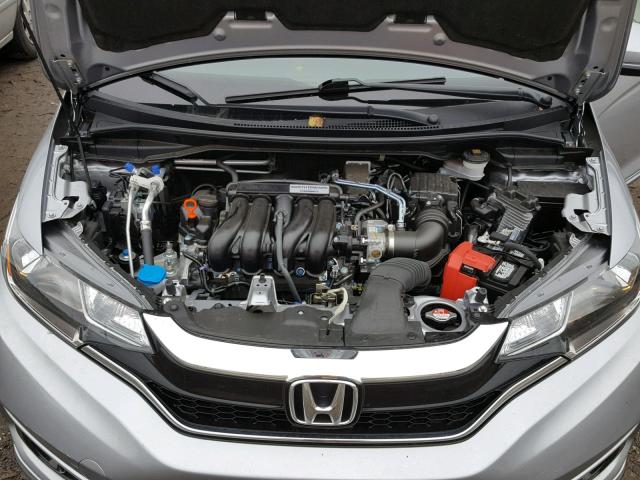 3HGGK5H67JM715971 - 2018 HONDA FIT SPORT SILVER photo 7