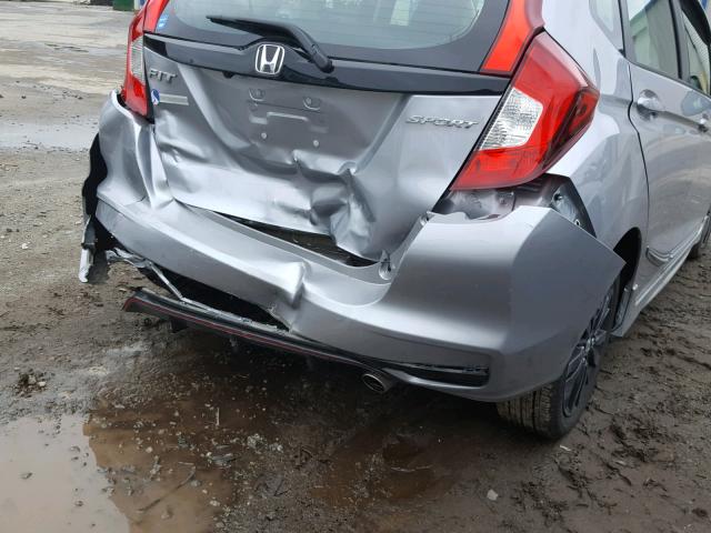 3HGGK5H67JM715971 - 2018 HONDA FIT SPORT SILVER photo 9