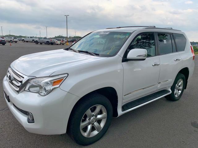 JTJBM7FX4C5046607 - 2012 LEXUS GX WHITE photo 2