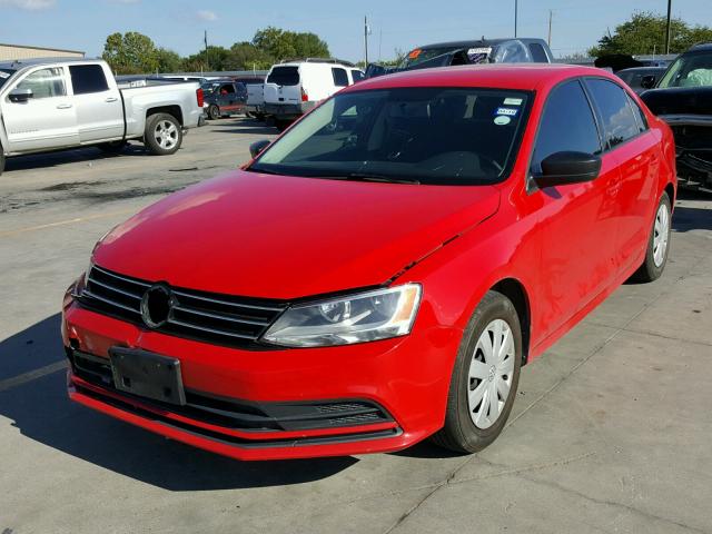 3VW2K7AJ3FM258910 - 2015 VOLKSWAGEN JETTA BASE RED photo 2