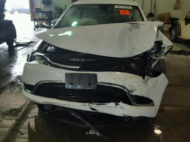 1C3CCCAB5FN503125 - 2015 CHRYSLER 200 LIMITE WHITE photo 9