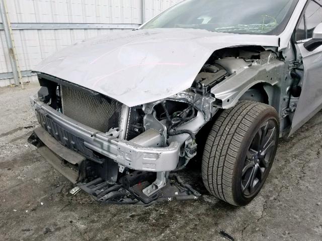 3FA6P0G71JR211689 - 2018 FORD FUSION S SILVER photo 9