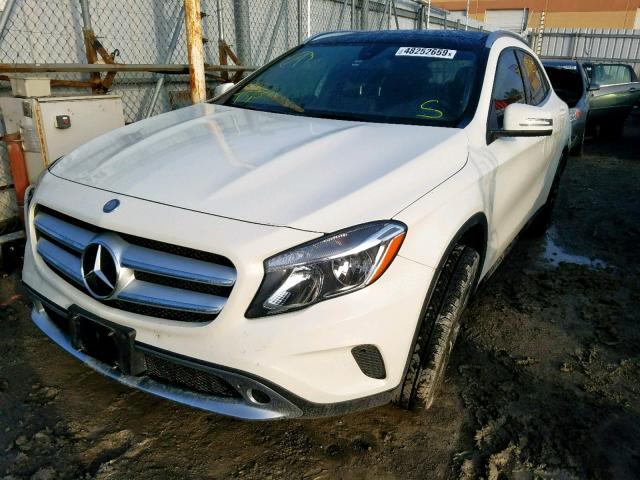 WDCTG4GB0GJ257326 - 2016 MERCEDES-BENZ GLA 250 4M WHITE photo 2