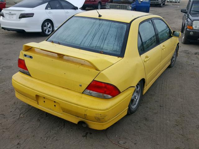 JA3AJ86E52U073734 - 2002 MITSUBISHI LANCER OZ YELLOW photo 4